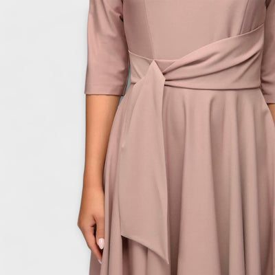 Ana - Vestido Midi Elegante com Cintura Laçada